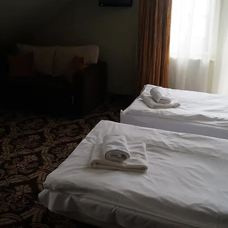 Bed & Breakfast Sloneczny Brzeg 3*