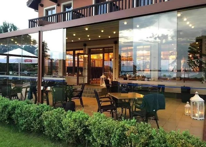 Bed & Breakfast Sloneczny Brzeg 3*